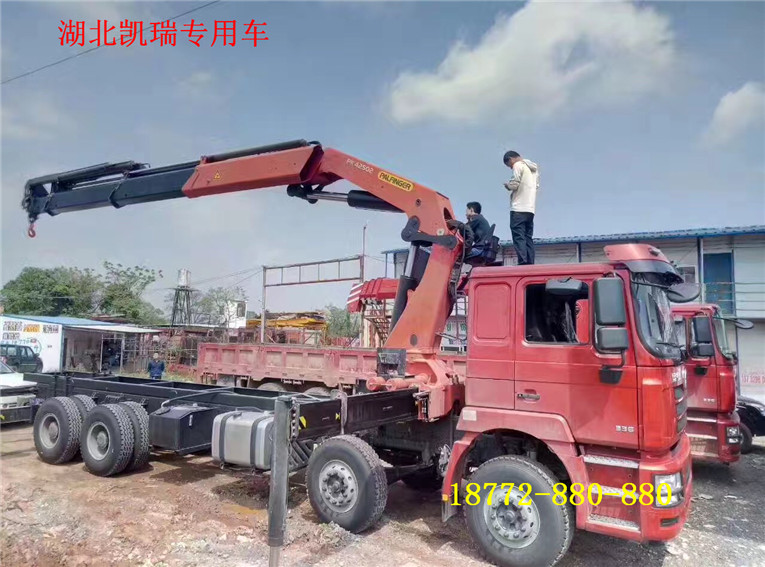 陜汽德龍M3000國(guó)五隨車(chē)吊 陜汽德龍M3000國(guó)五隨車(chē)吊