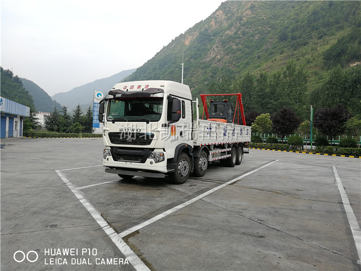 西固計量所購的DWJ5310JJHBB5型計量檢衡車發運(左前) 西固計量所購的DWJ5310JJHBB5型計量檢衡車發運(左前)