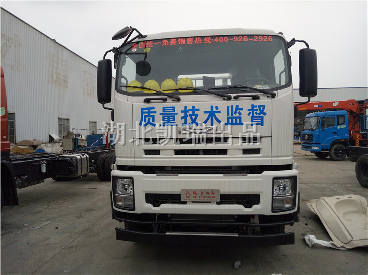 整改完畢的四軸計量檢衡車 整改完畢的四軸計量檢衡車