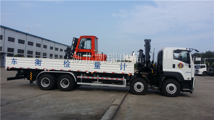 檢衡車發(fā)運(yùn)時(shí)右側(cè) 檢衡車發(fā)運(yùn)時(shí)右側(cè)