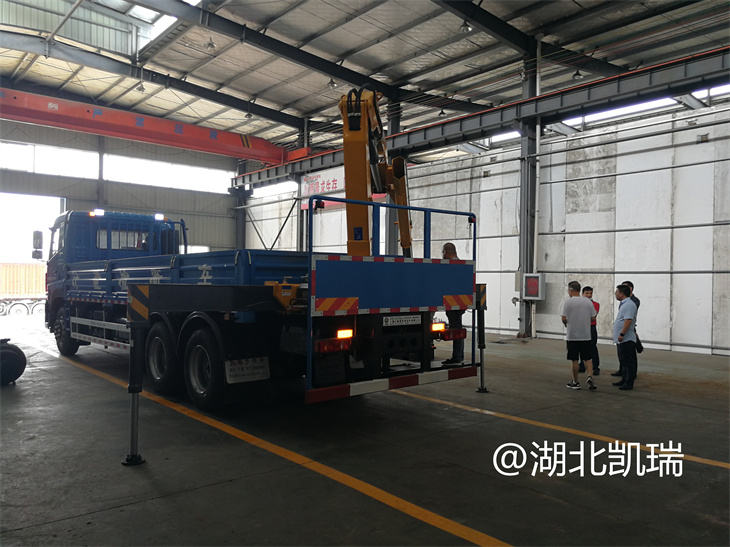 對檢衡車功能及配置進(jìn)行技術(shù)交流 對檢衡車功能及配置進(jìn)行技術(shù)交流