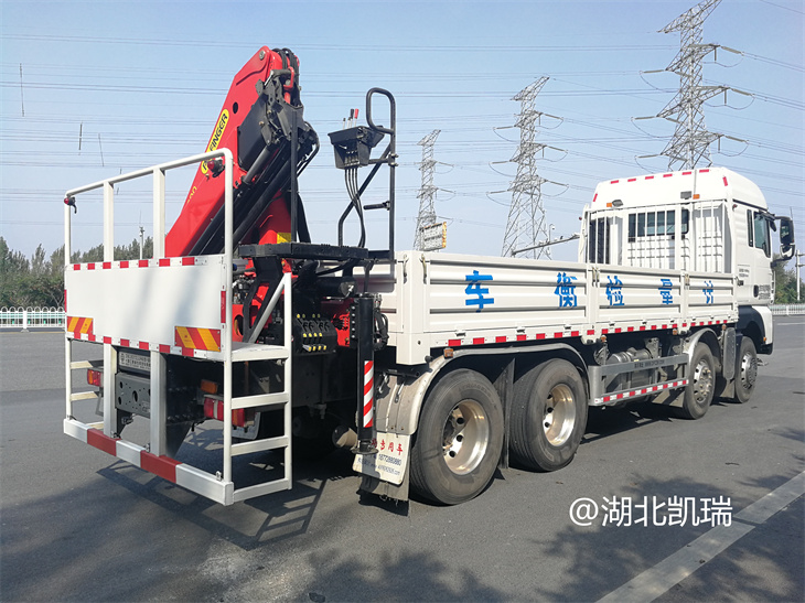 DWJ5312JJH6型計量檢衡車高速路口檢查車況 DWJ5312JJH6型計量檢衡車高速路口檢查車況